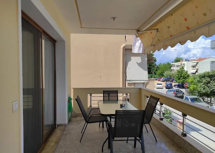 Дом отдыха Elena House Неа-Перамос