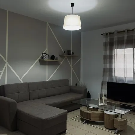 Elena House Néa Péramos